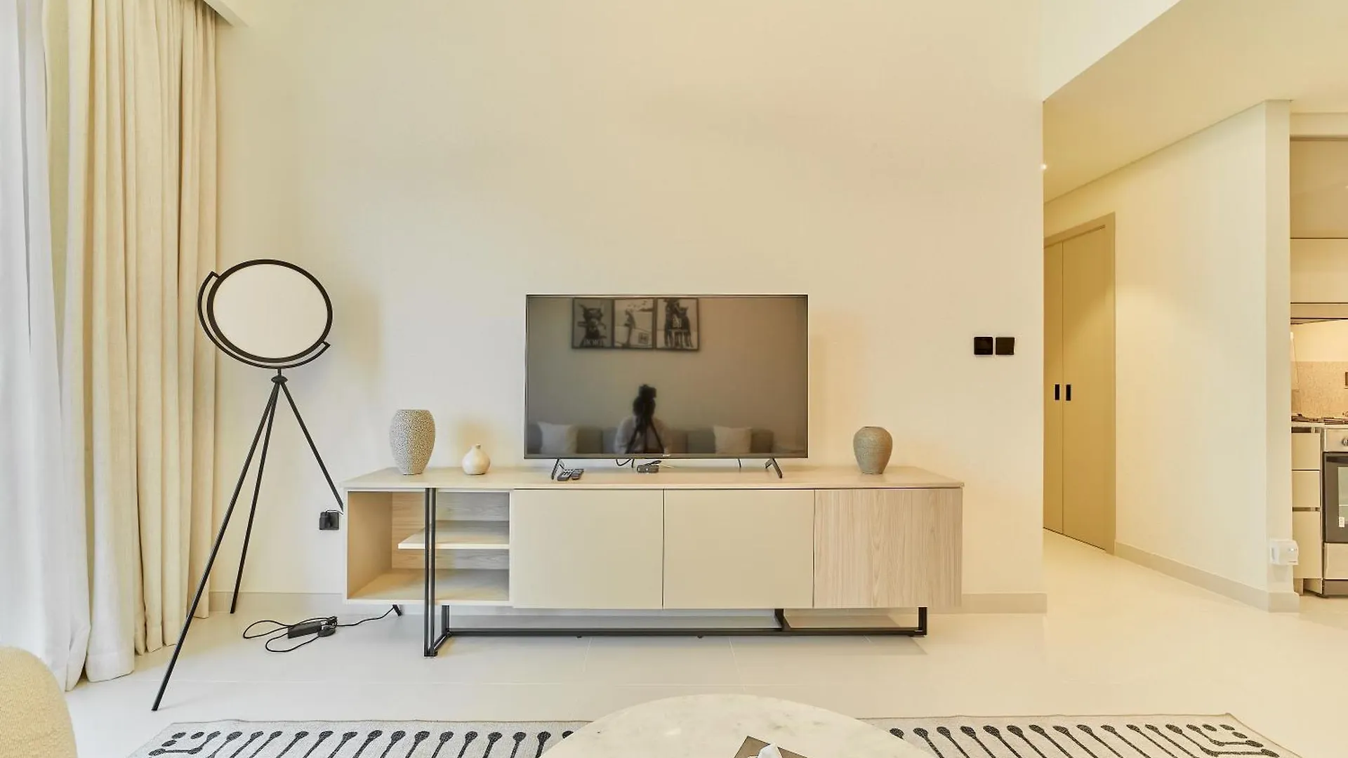 2Br Beachfront Apt With Stunning Dubai Marina View United Arab Emirates