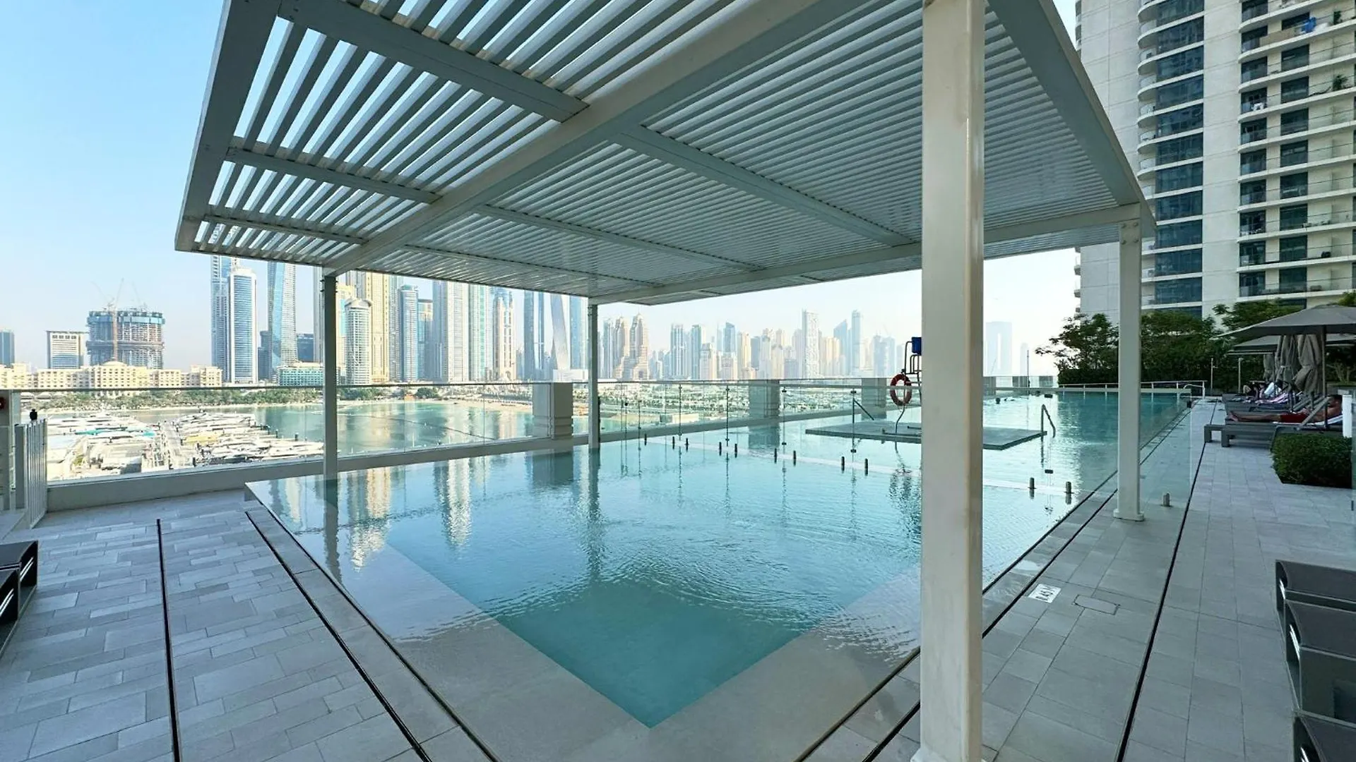 2Br Beachfront Apt With Stunning Dubai Marina View 0*,