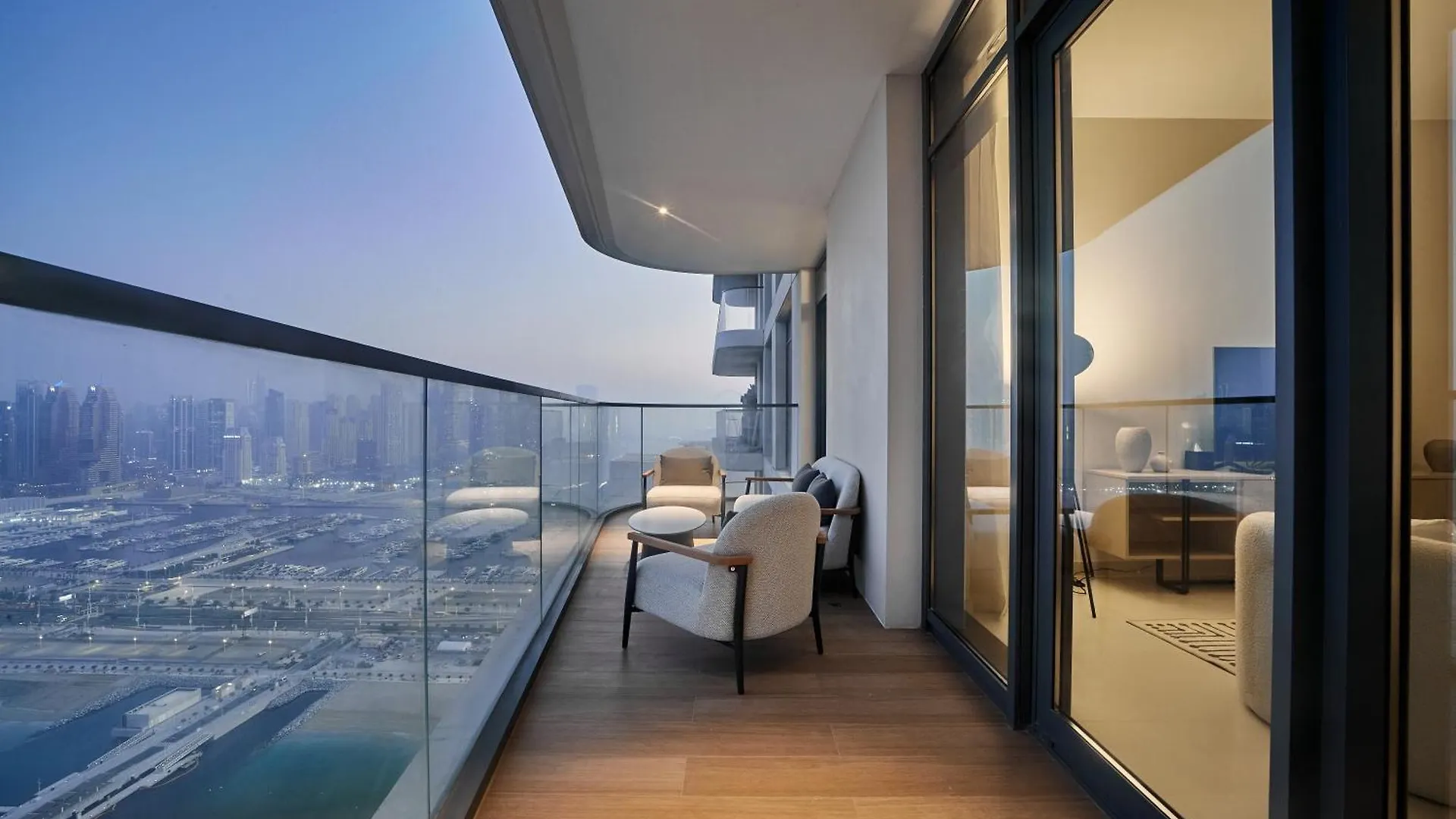 2Br Beachfront Apt With Stunning Dubai Marina View 0*,  Förenade Arabemiraten