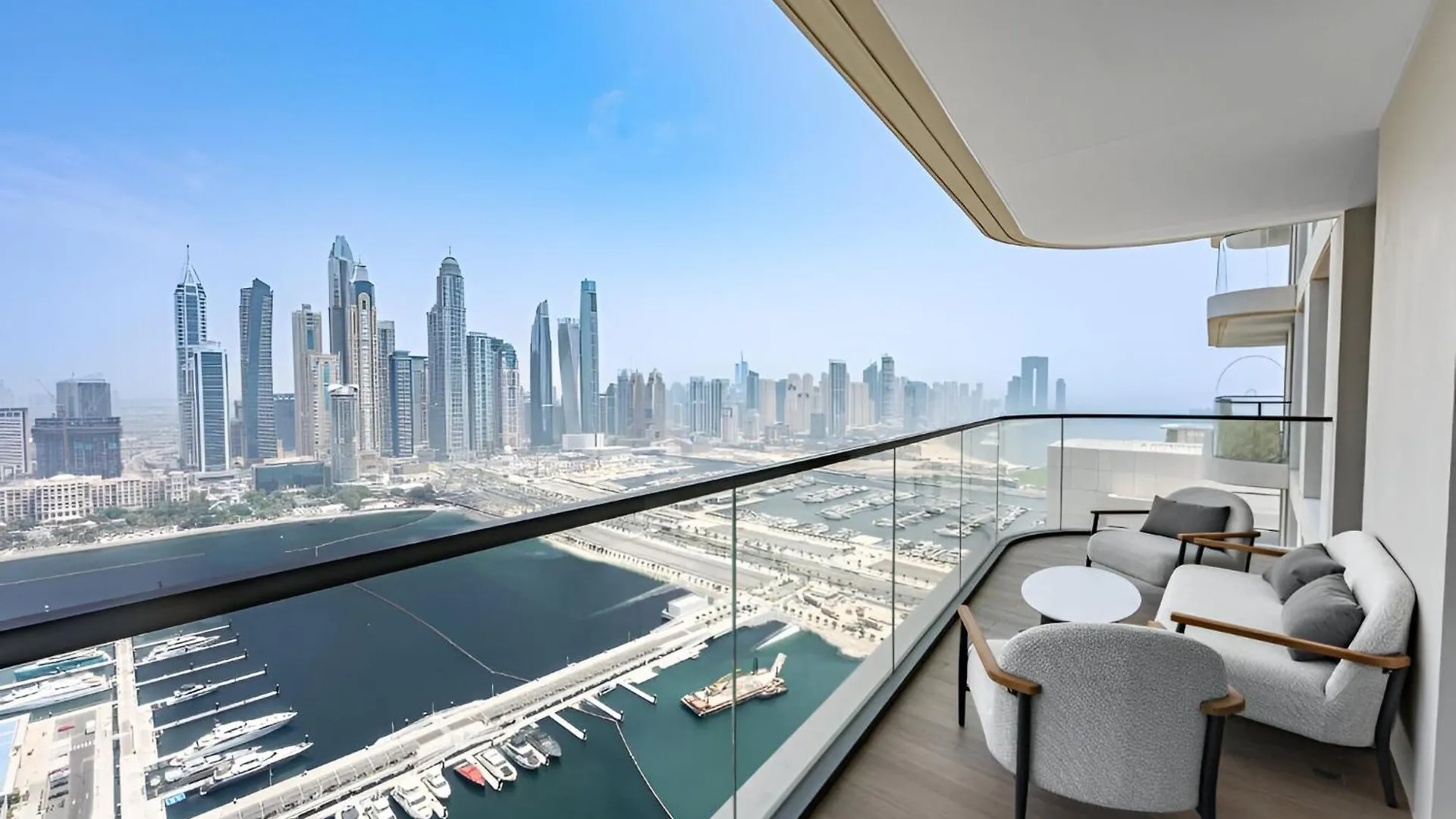 2Br Beachfront Apt With Stunning Dubai Marina View Lägenhet